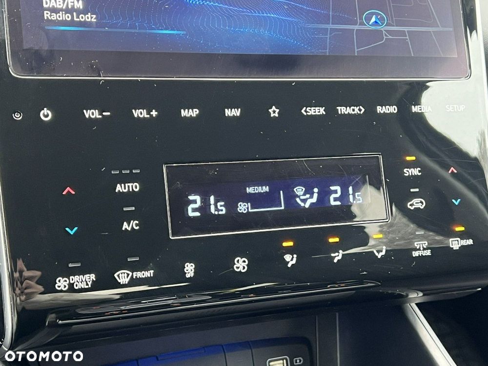 Hyundai Tucson 1.6 T-GDi HEV Executive 2WD - 23
