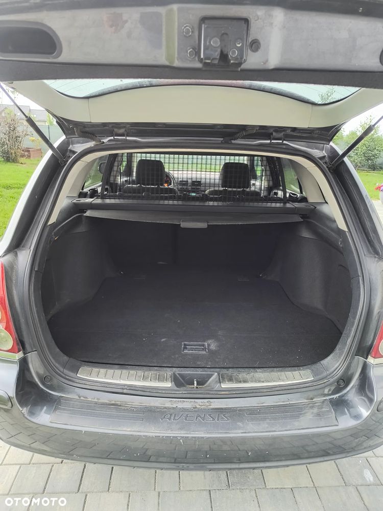 Toyota Avensis 2.0 D-4D Luna - 9