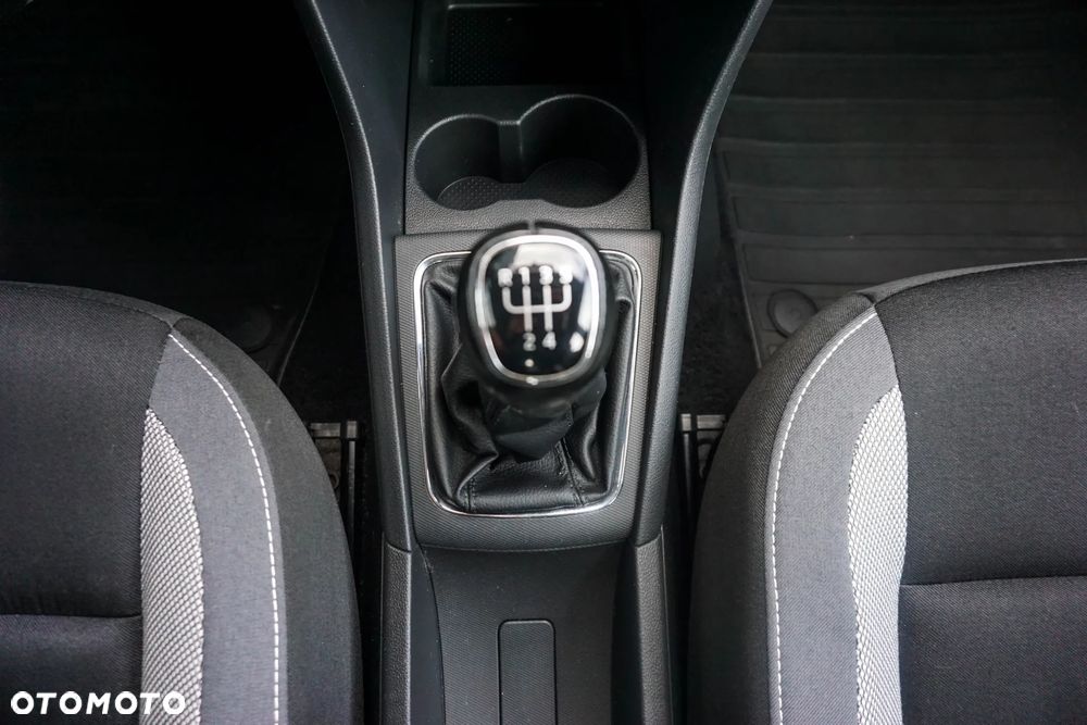 Skoda RAPID 1.0 TSI Ambition - 20