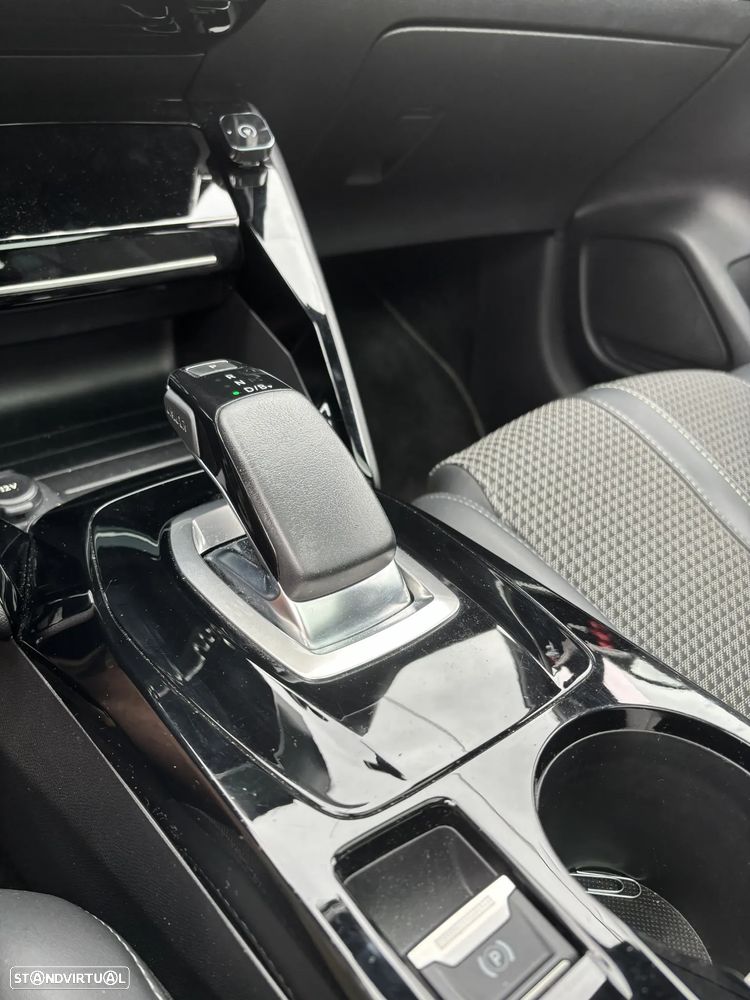 Peugeot e-208 50 kWh GT - 25