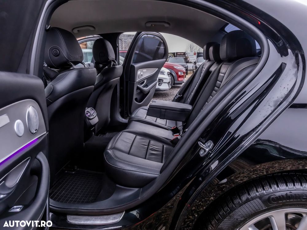 Mercedes-Benz E 220 d 4Matic 9G-TRONIC Avantgarde - 16