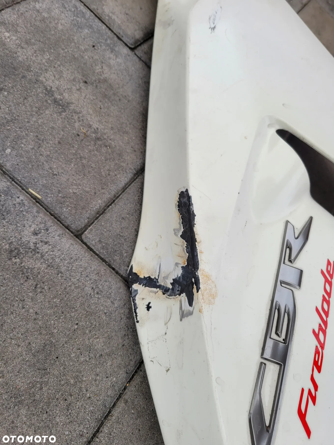 Owiewka, osłona prawa, bok, boczek prawy, wypełnienie owiewki prawe Honda CBR 1000  SC59 12-16 - 9