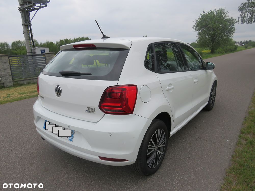 Volkswagen Polo 1.2 TSI MATCH - 10