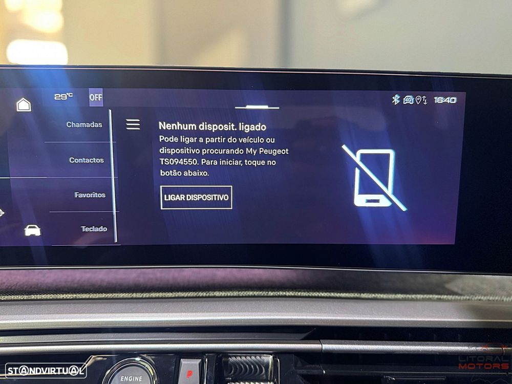 Peugeot 5008 1.2 Hybrid Allure e-DCS6 - 29