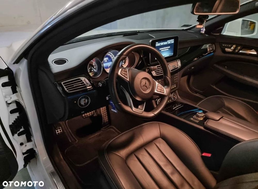 Mercedes-Benz CLS 400 9G-TRONIC - 15