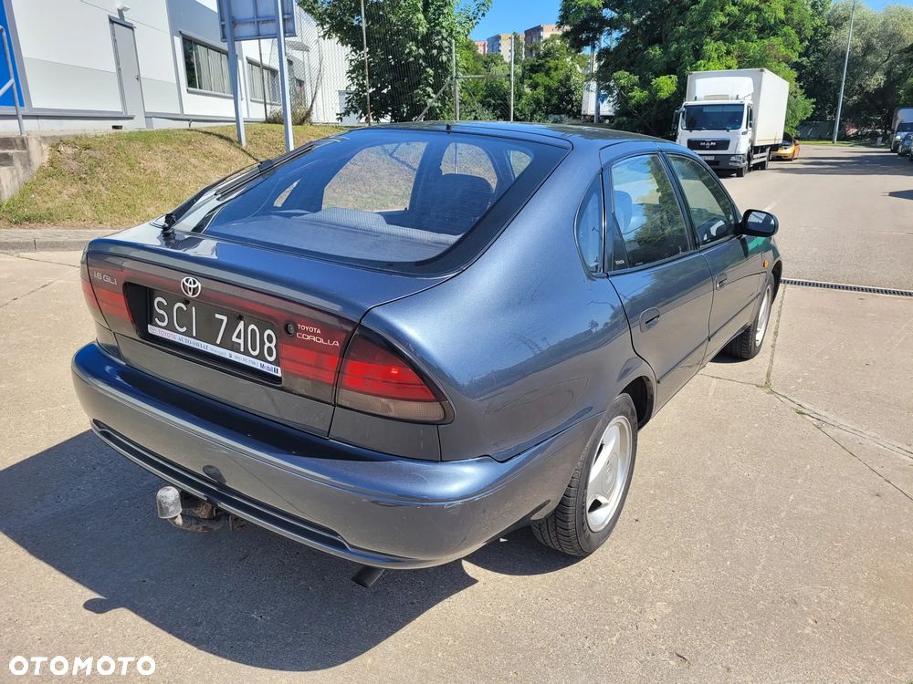 Toyota Corolla 1.6 16V GLi - 5