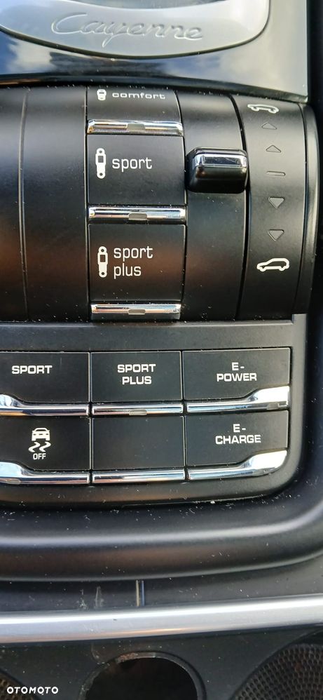 Porsche Cayenne S E-Hybrid - 14