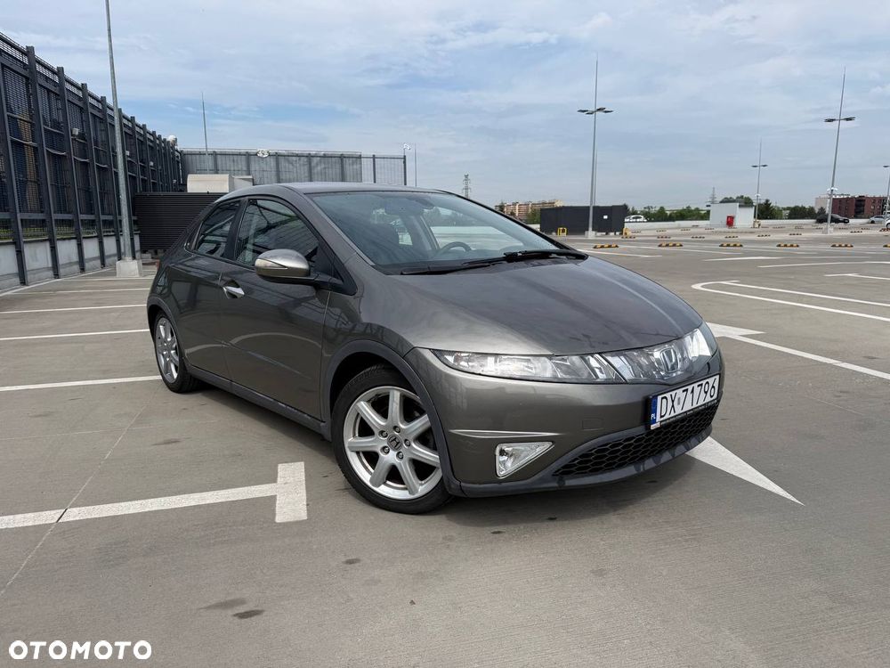 Honda Civic 1.8i-VTEC Sport - 1