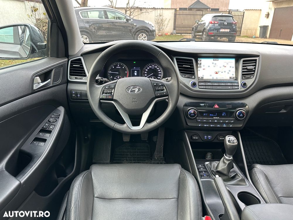 Hyundai Tucson blue 1.7 CRDi 2WD Style - 9