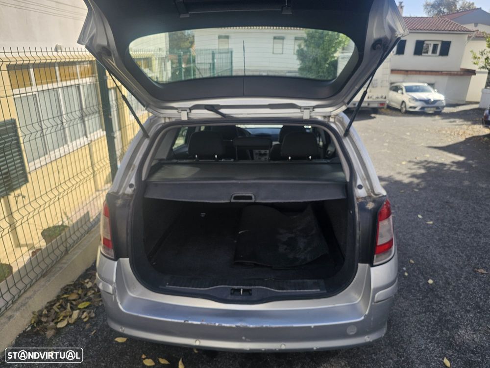 Opel Astra Caravan - 5