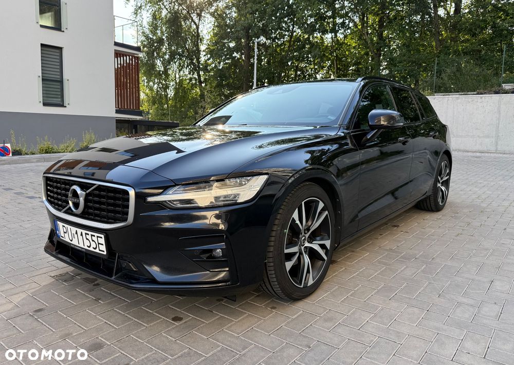 Volvo V60 D4 R-Design - 1