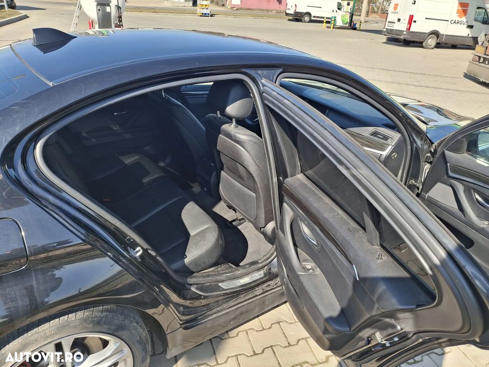 BMW Seria 5 525d Aut. Luxury Line - 5