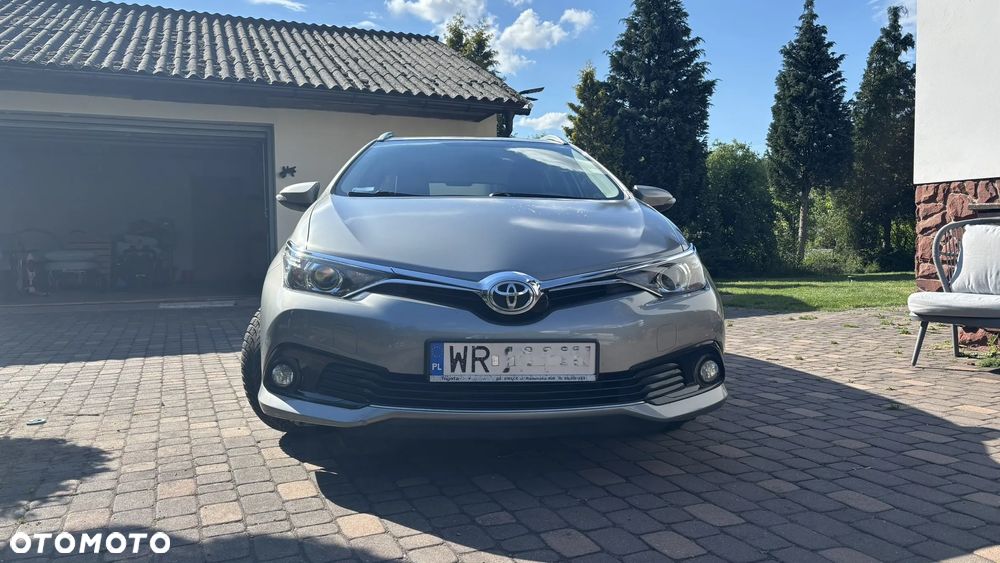 Toyota Auris 1.6 Comfort - 2