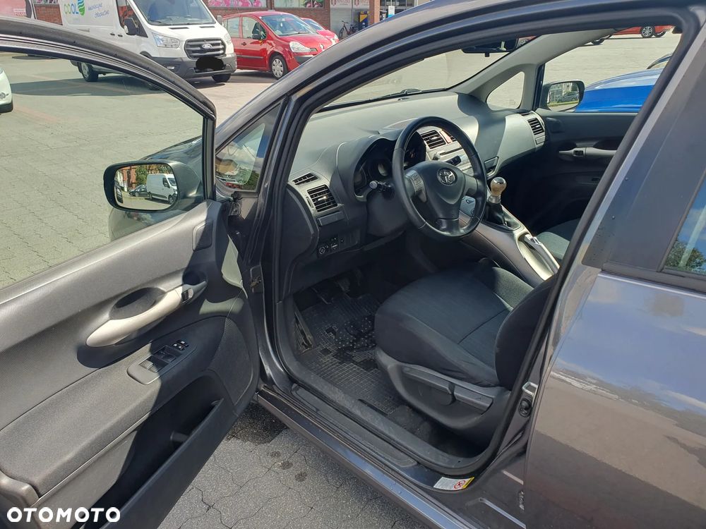 Toyota Auris 1.6 VVT-i Premium - 5