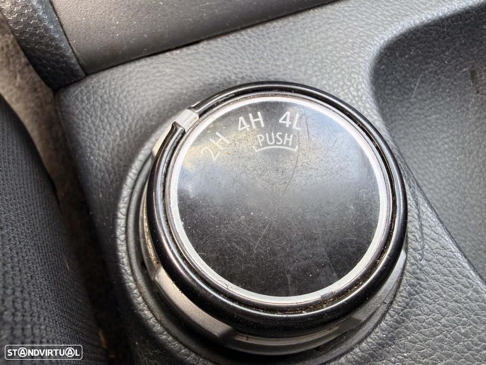 Mitsubishi L200 - 35