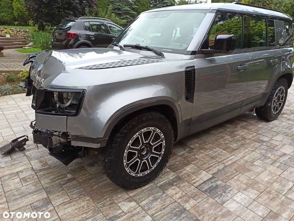 Land Rover Defender 110 P300 X-Dynamic HSE - 3