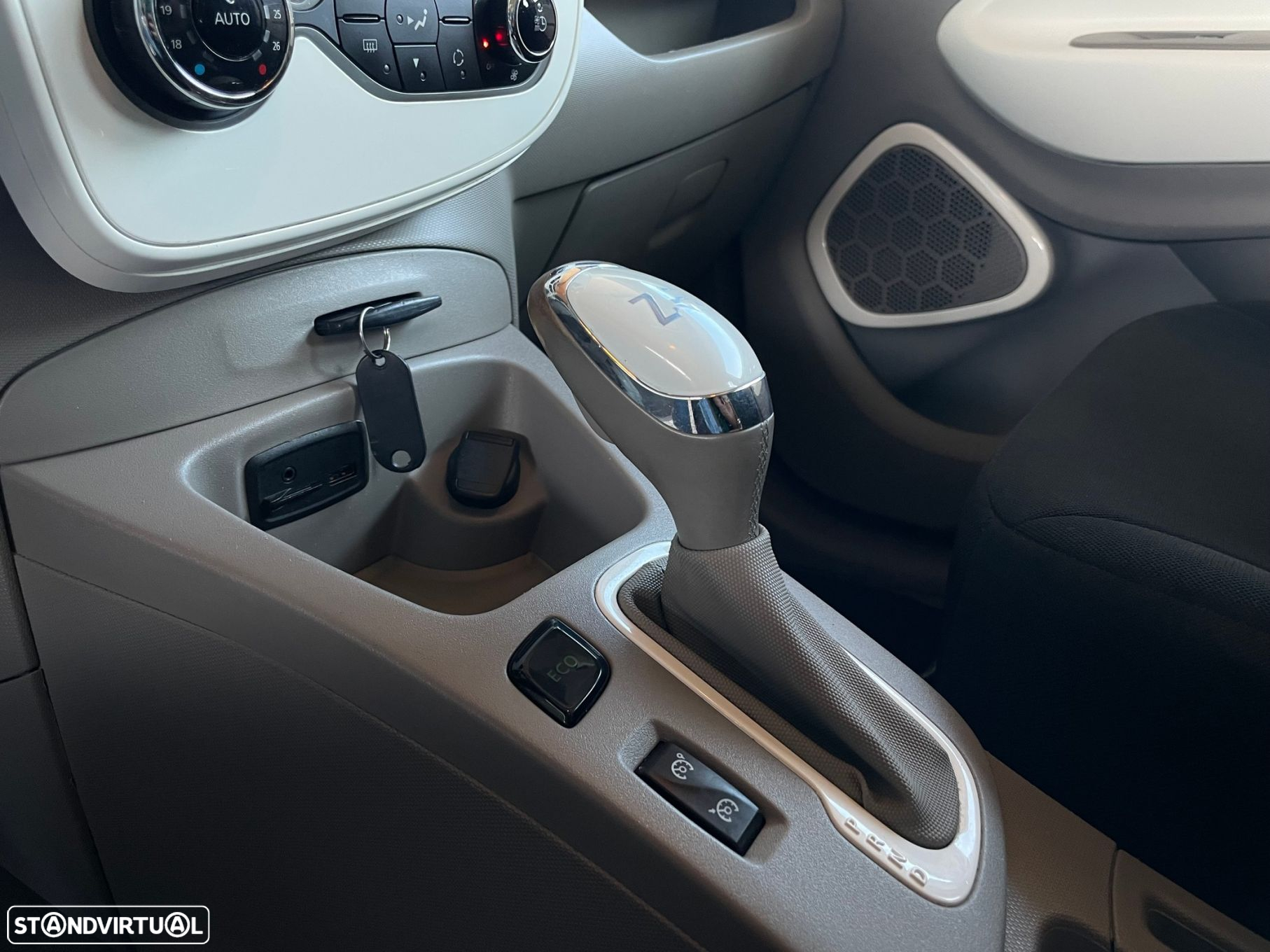 Renault Zoe (c/ Bateria) Life 40 Q90 - 24