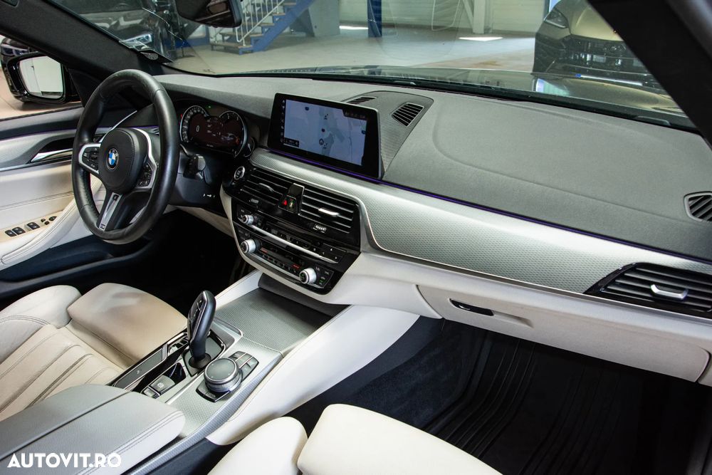 BMW Seria 5 520d xDrive Aut. M Sport Edition - 32