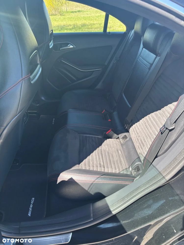 Mercedes-Benz CLA 250 7G-DCT - 18