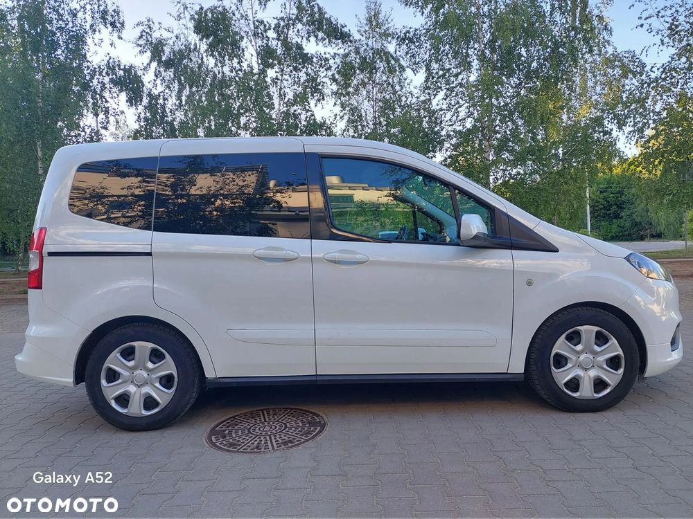 Ford Tourneo Courier 1.5 TDCi Trend - 9