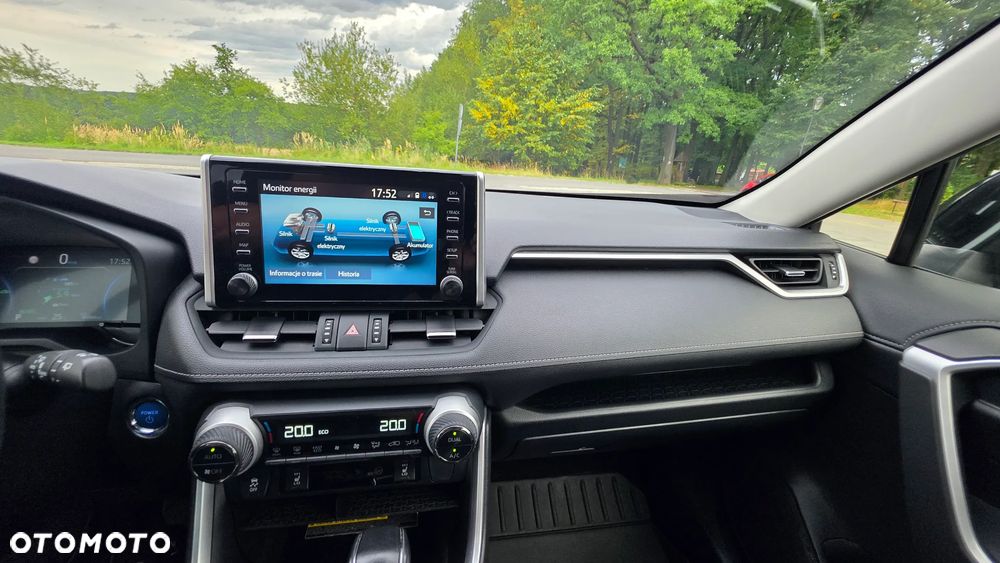 Toyota RAV4 - 16