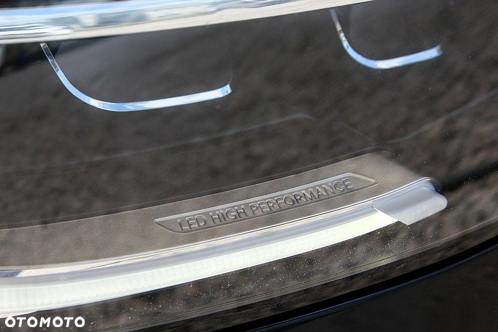 Mercedes-Benz GLC - 30
