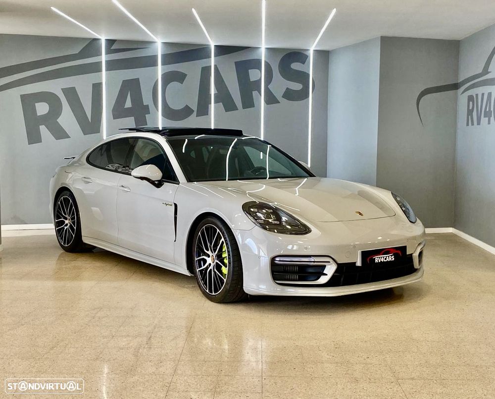 Porsche Panamera 4 E-Hybrid - 3