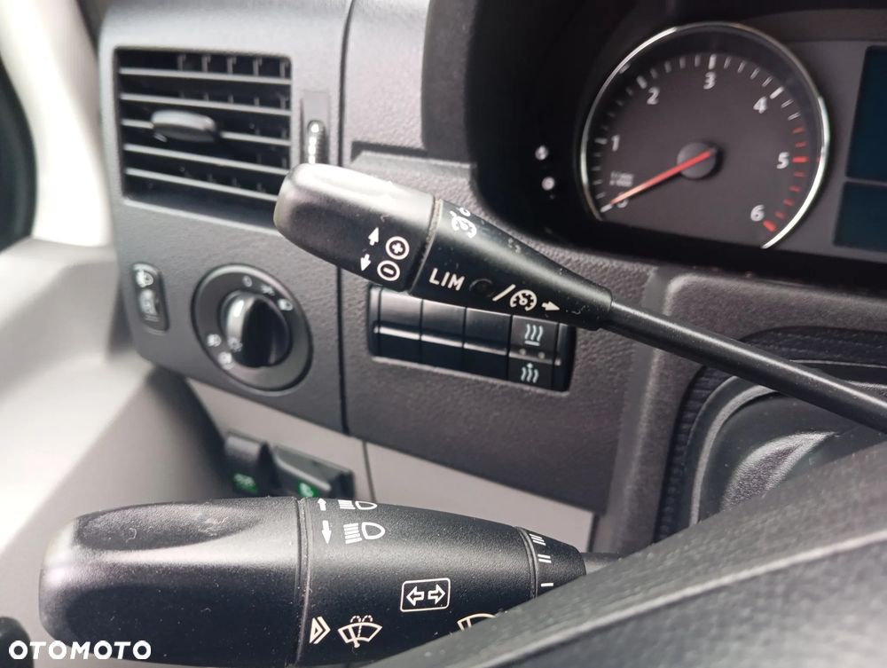 Volkswagen Crafter - 18