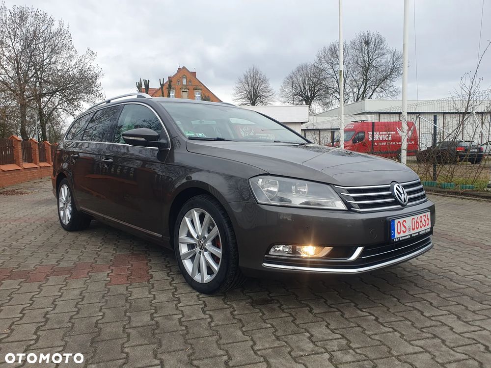 Volkswagen Passat 2.0 Blue TDI SCR Highline - 2
