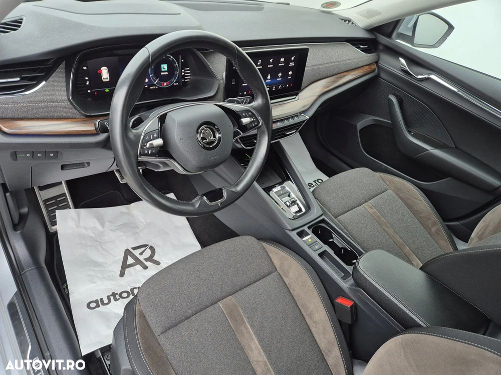 Skoda Octavia Combi 2.0 TDI DSG 4X4 Scout - 9