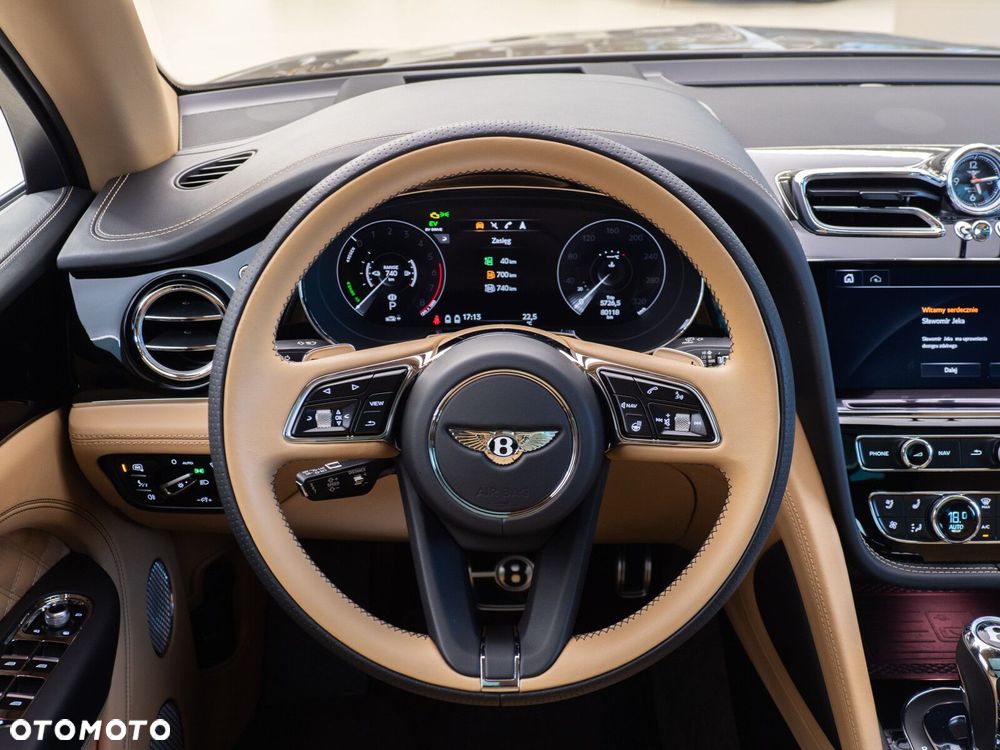 Bentley Bentayga - 10