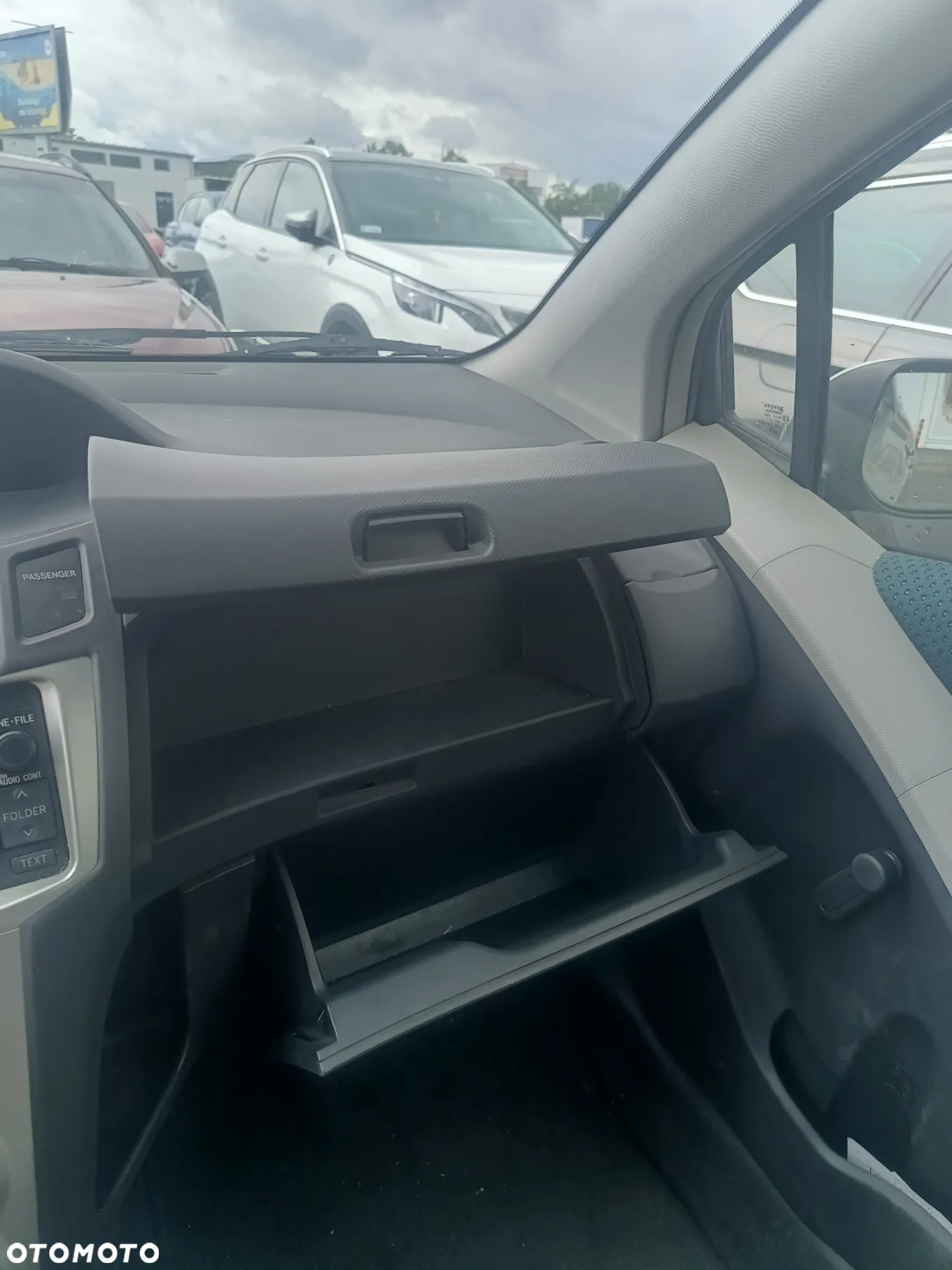 Toyota Yaris 1.5 - 8