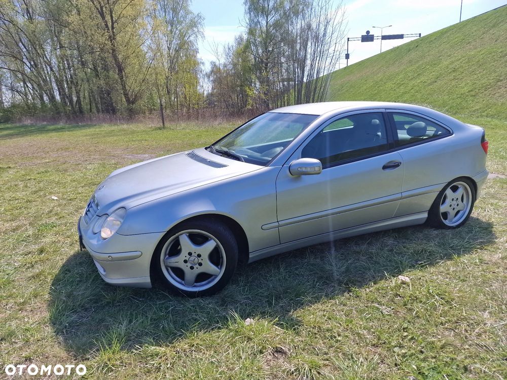 Mercedes-Benz Klasa C 180 Kompressor Sportcoupe - 12