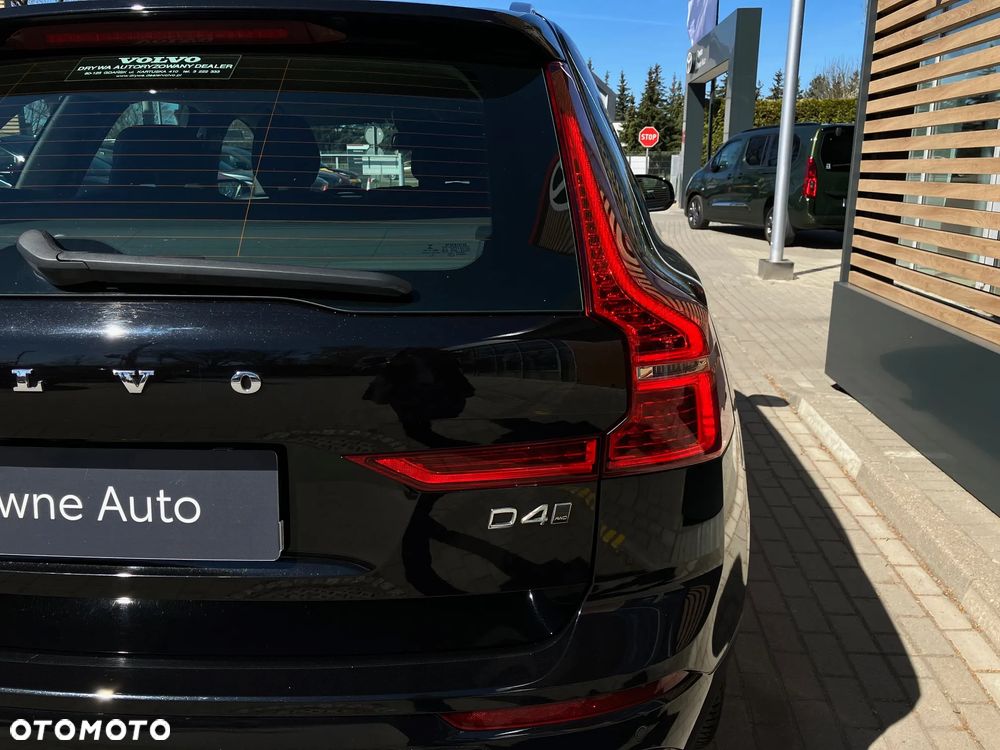 Volvo XC 60 D4 AWD Momentum - 7