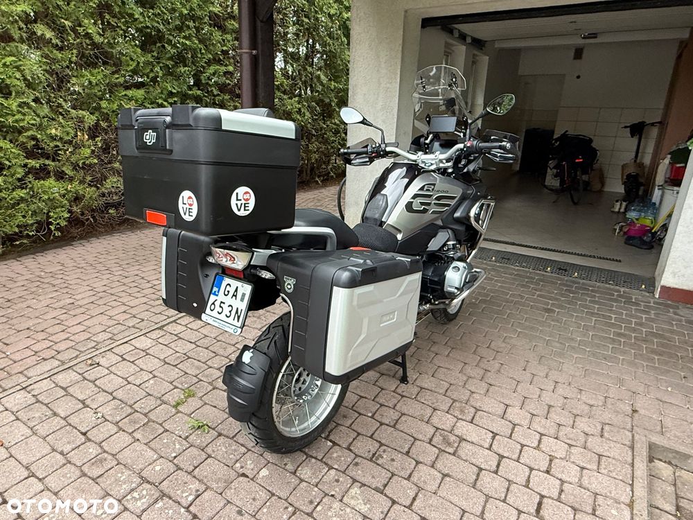BMW R - 6