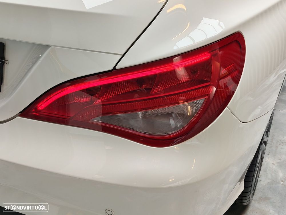 Mercedes-Benz CLA 200 (CDI) d 4Matic 7G-DCT Urban - 23