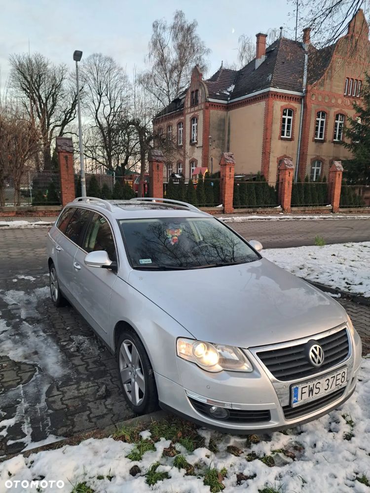 Volkswagen Passat 1.6 TDI DPF BlueMot Comfortline - 3