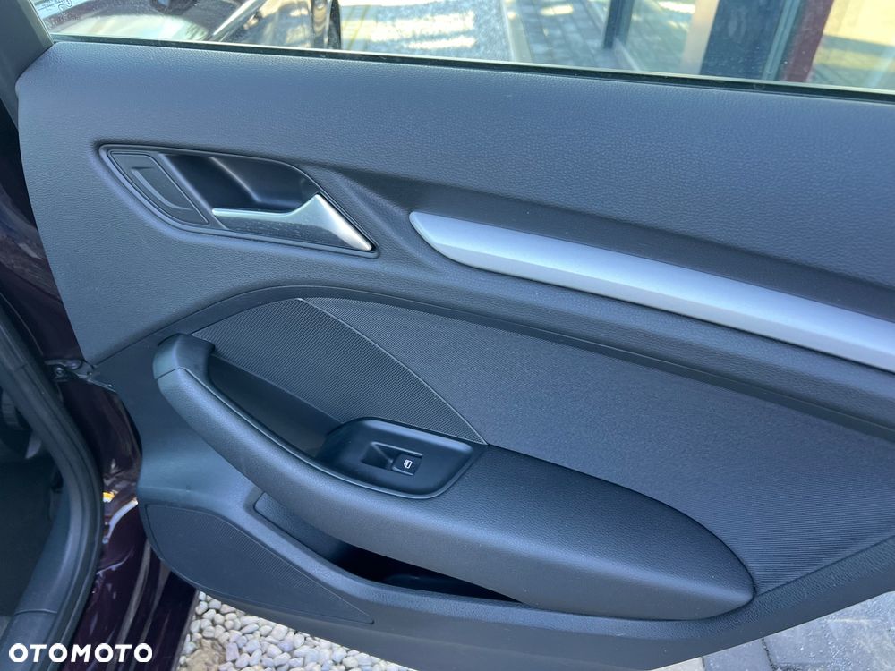 Audi A3 Sportback 2.0 TDI (clean diesel) Attraction - 12