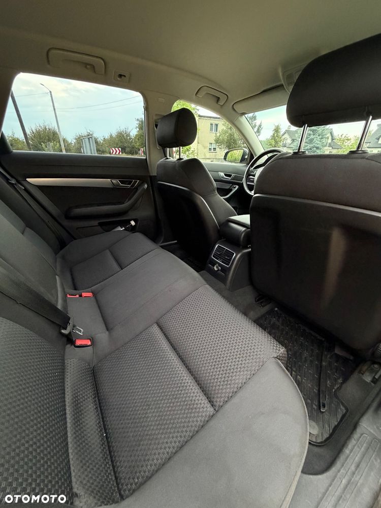 Audi A6 Avant - 14