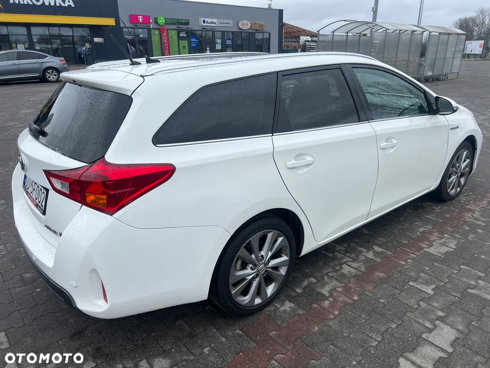 Toyota Auris - 4