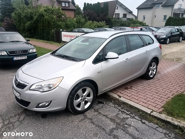 Opel Astra 1.4 Turbo Design Edition