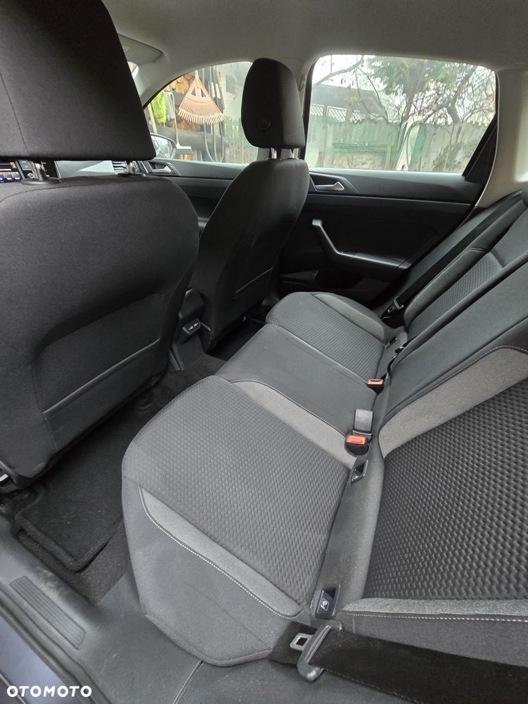 Volkswagen Polo - 7