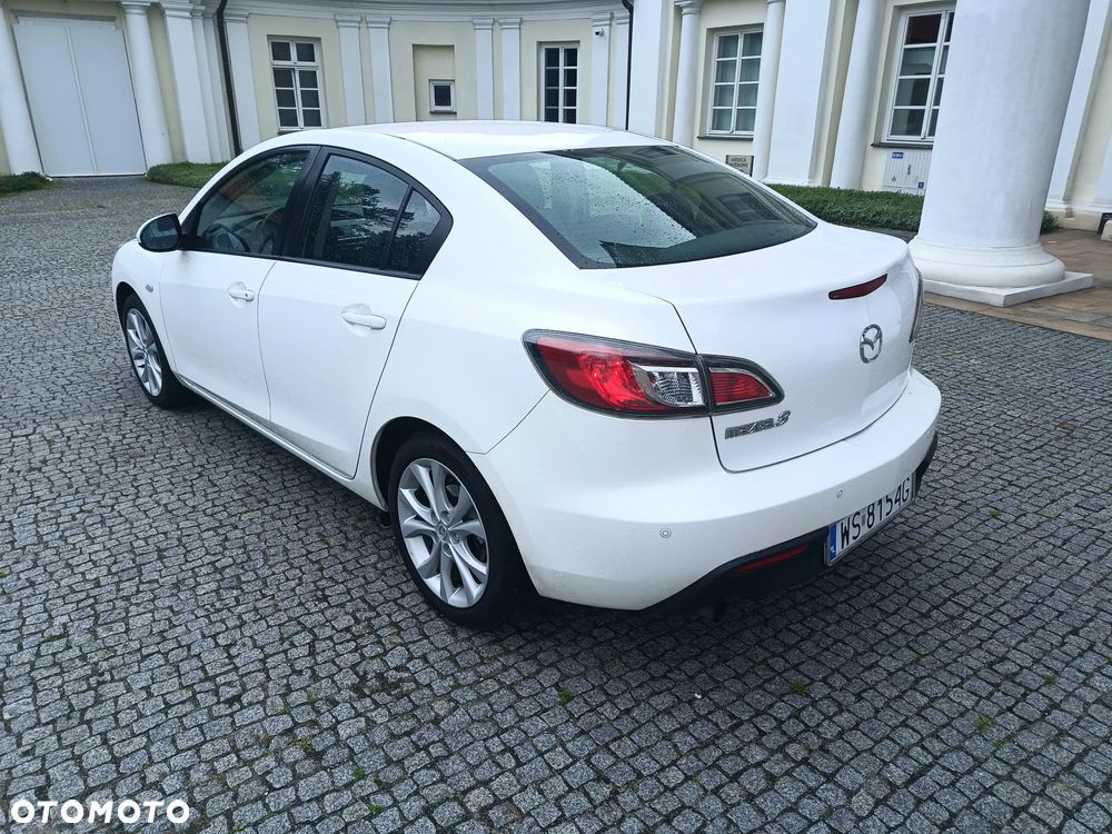 Mazda 3 - 4