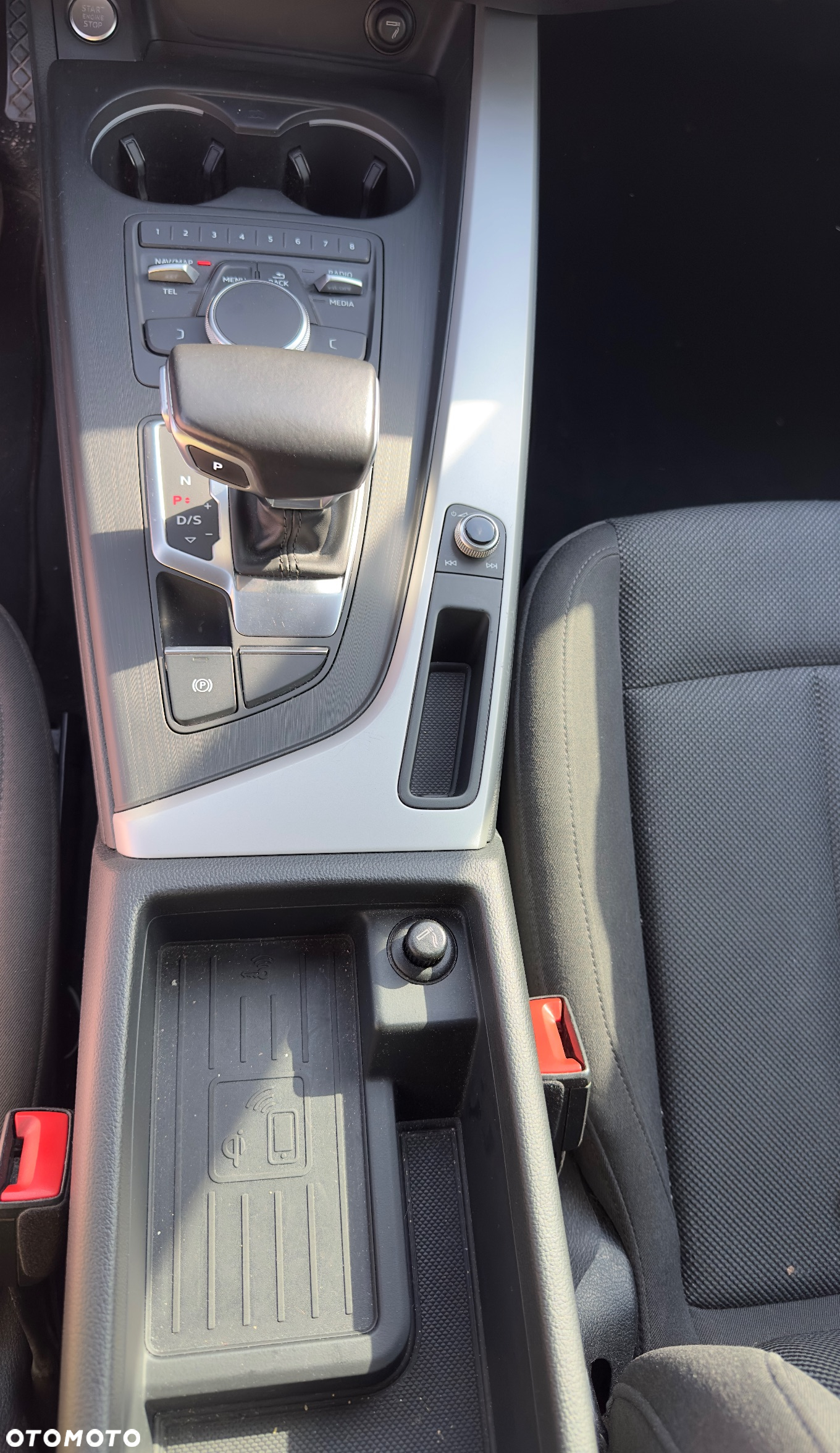Audi A4 Avant 2.0 TDI ultra S tronic - 9