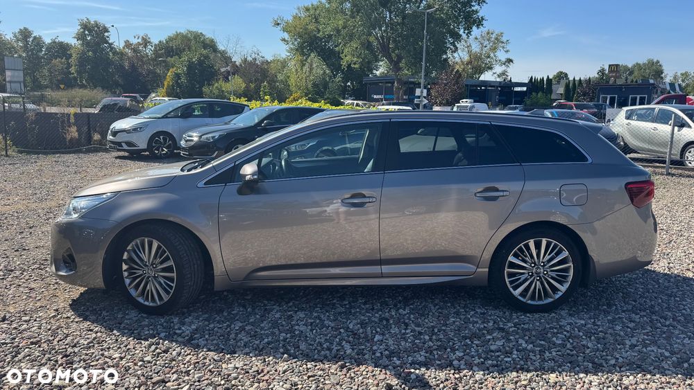 Toyota Avensis Touring Sports 1.8 Multidrive S Executive - 7