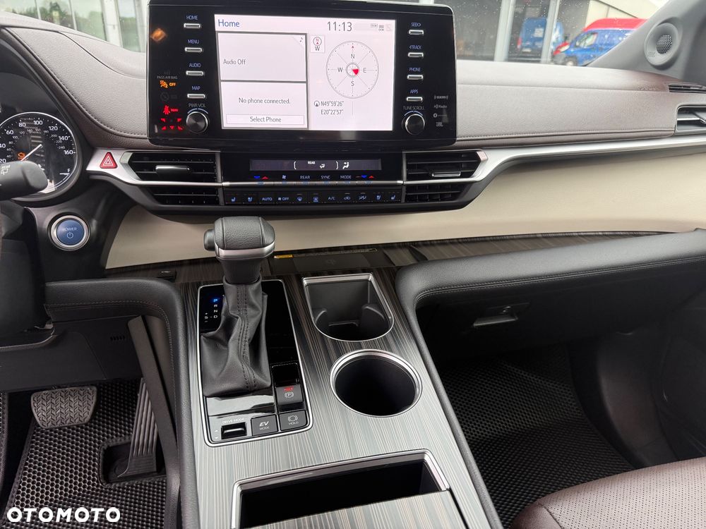 Toyota Sienna - 21