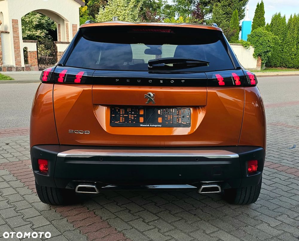 Peugeot 2008 PureTech 130 EAT8 Allure Pack - 8