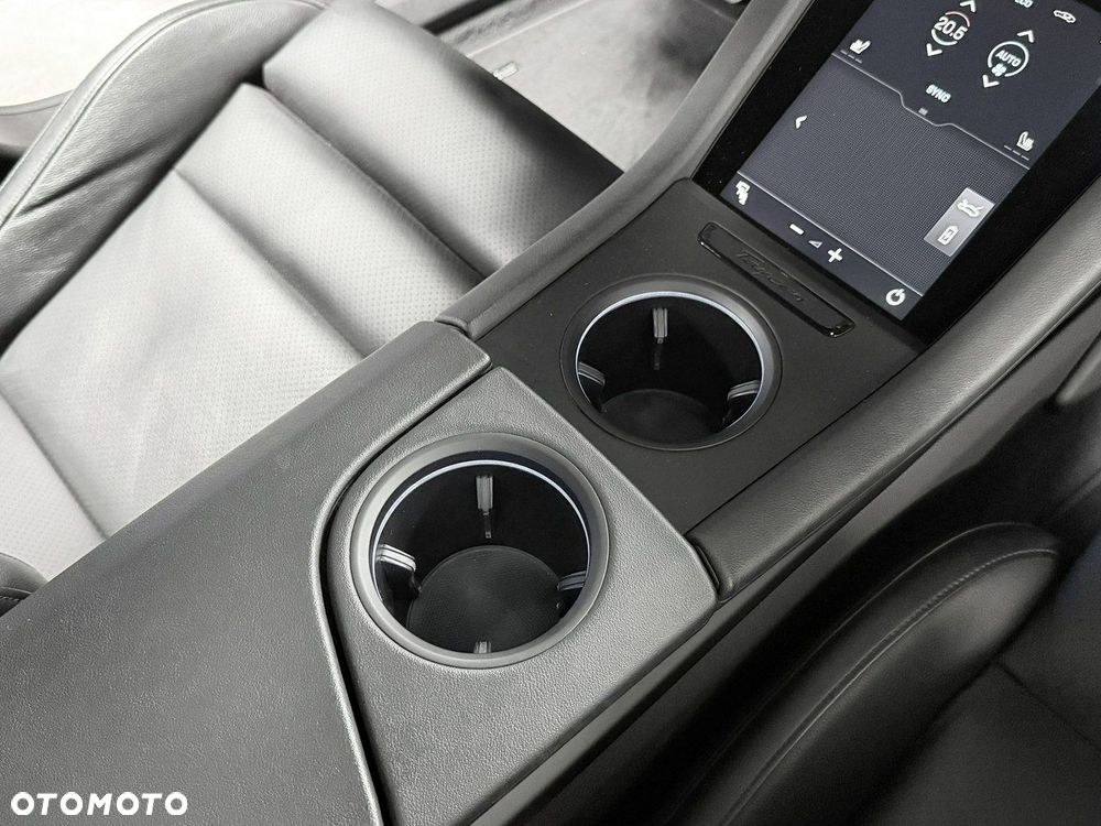Porsche Taycan Sport Turismo Performance Plus - 25