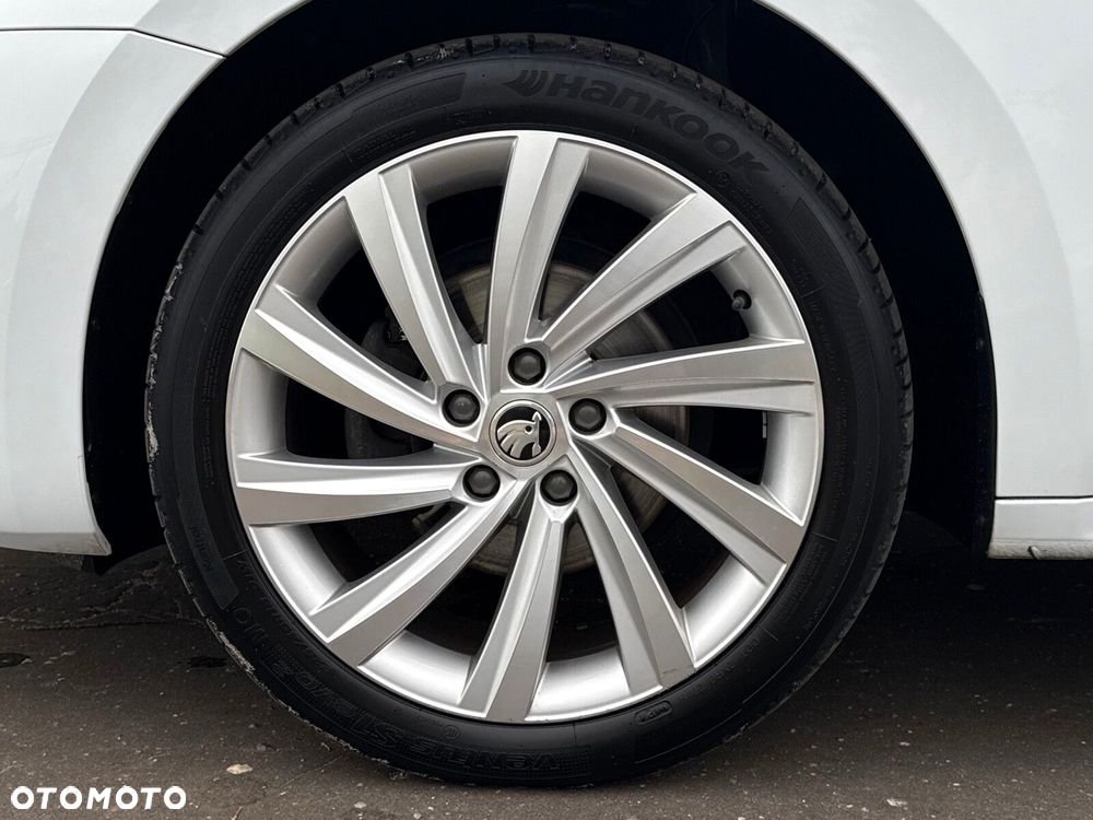 Skoda Octavia 2.0 TDI SCR Style DSG - 35