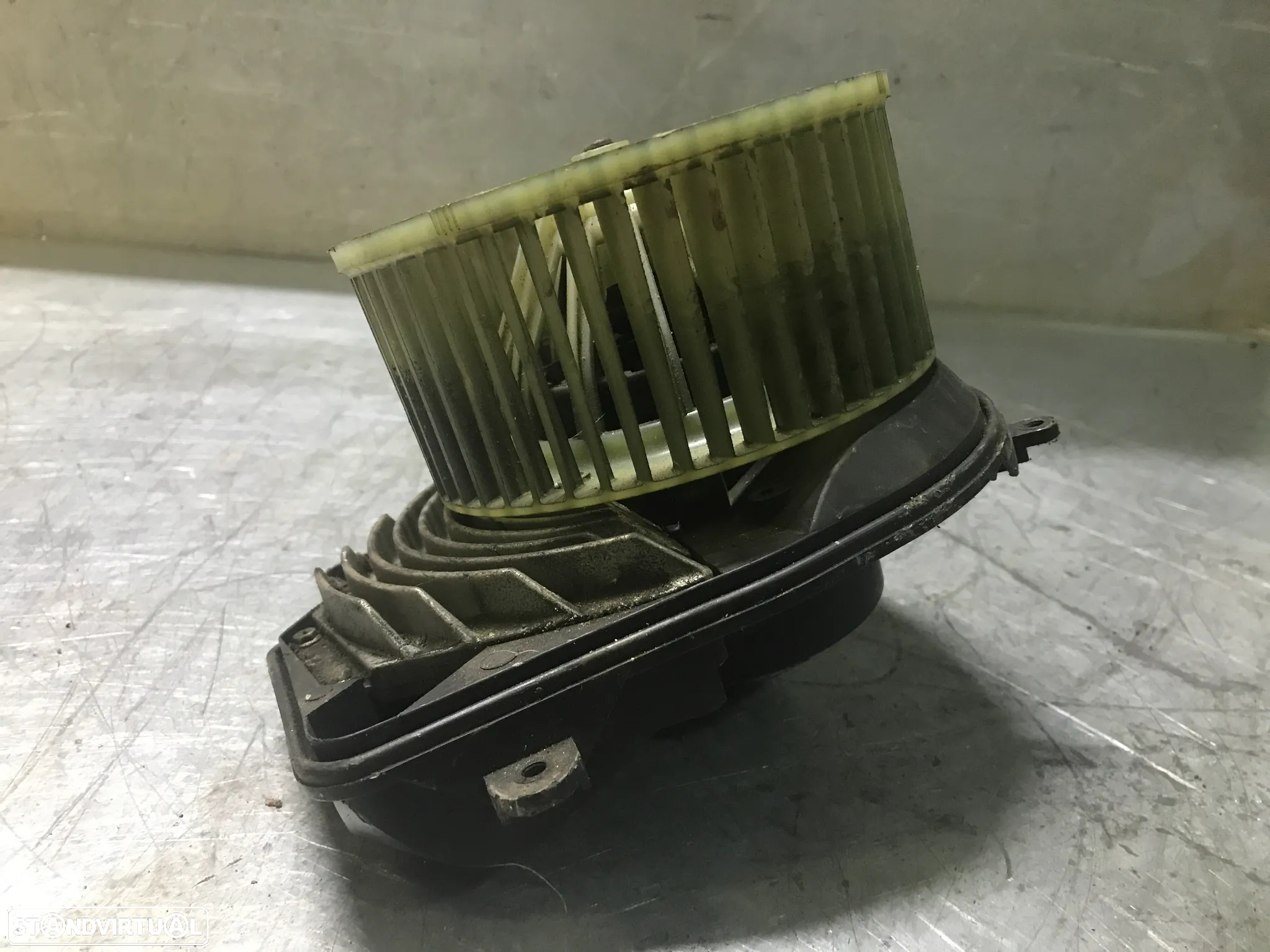 MOTOR / VENTILADOR DA SOFAGEM AUDI A4 B5 / VOLKSWAGEN PASSAT B5 REF 8D1820021 - 2